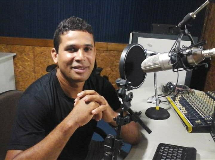 Anuncie na nossa Rádio Brito, aqui chega até você !!